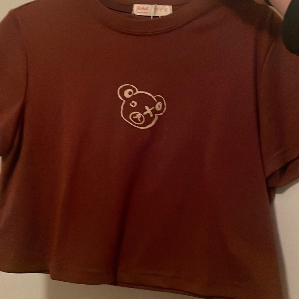cropped shirt!!
